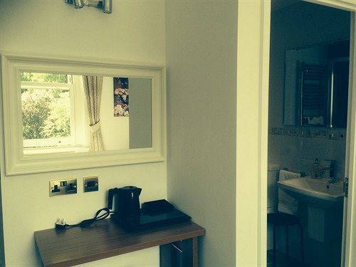 Croham Park - Free Parking & Wi-Fi Bed & Breakfast Croydon Exterior photo